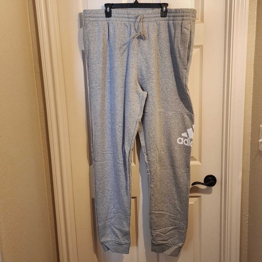 Adidas Men's Sportswear Fleece Pocket Sweatpants Tapered Fit Size 3XT3 Gray NWT